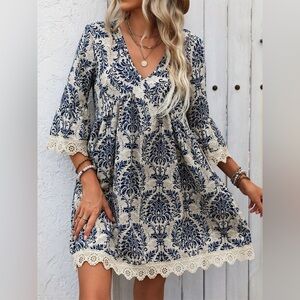 Lace Detail V-Neck 3/4 Sleeve Dress